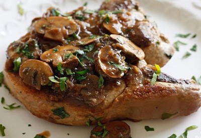 Pork Chops With Mushrooms and Shallots