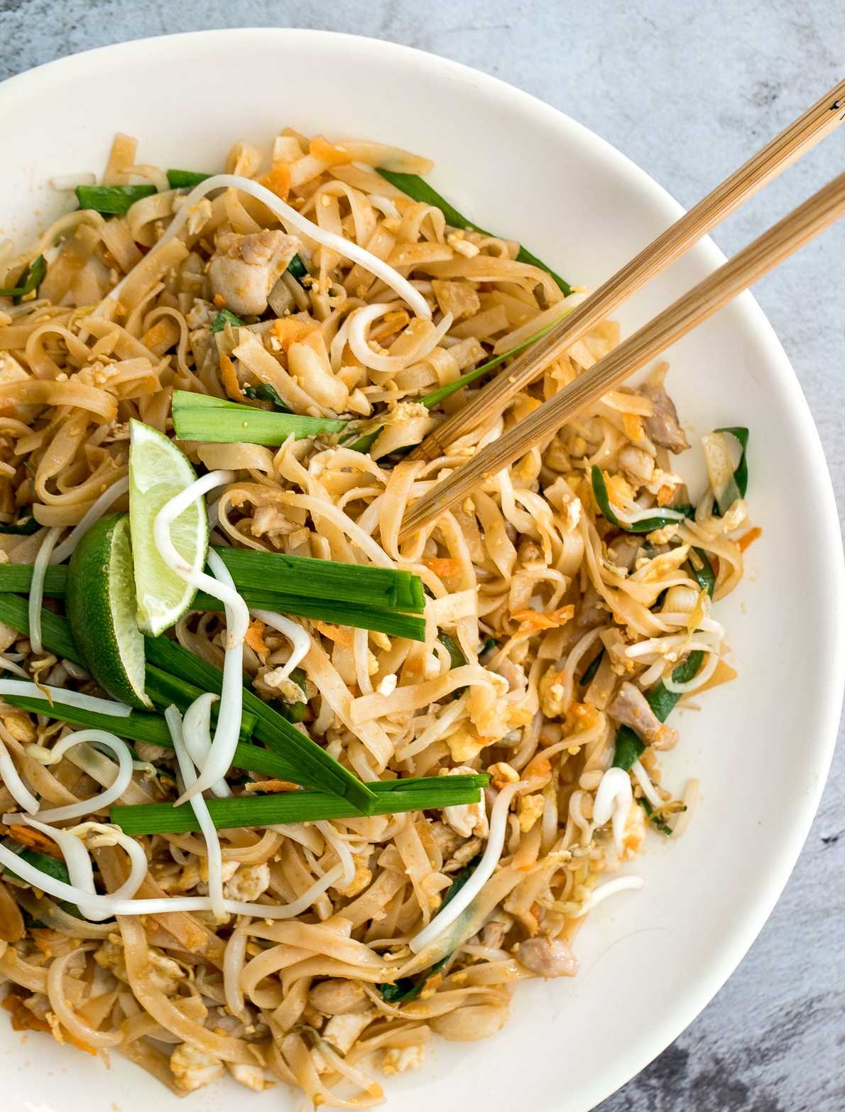 Chicken pad thai