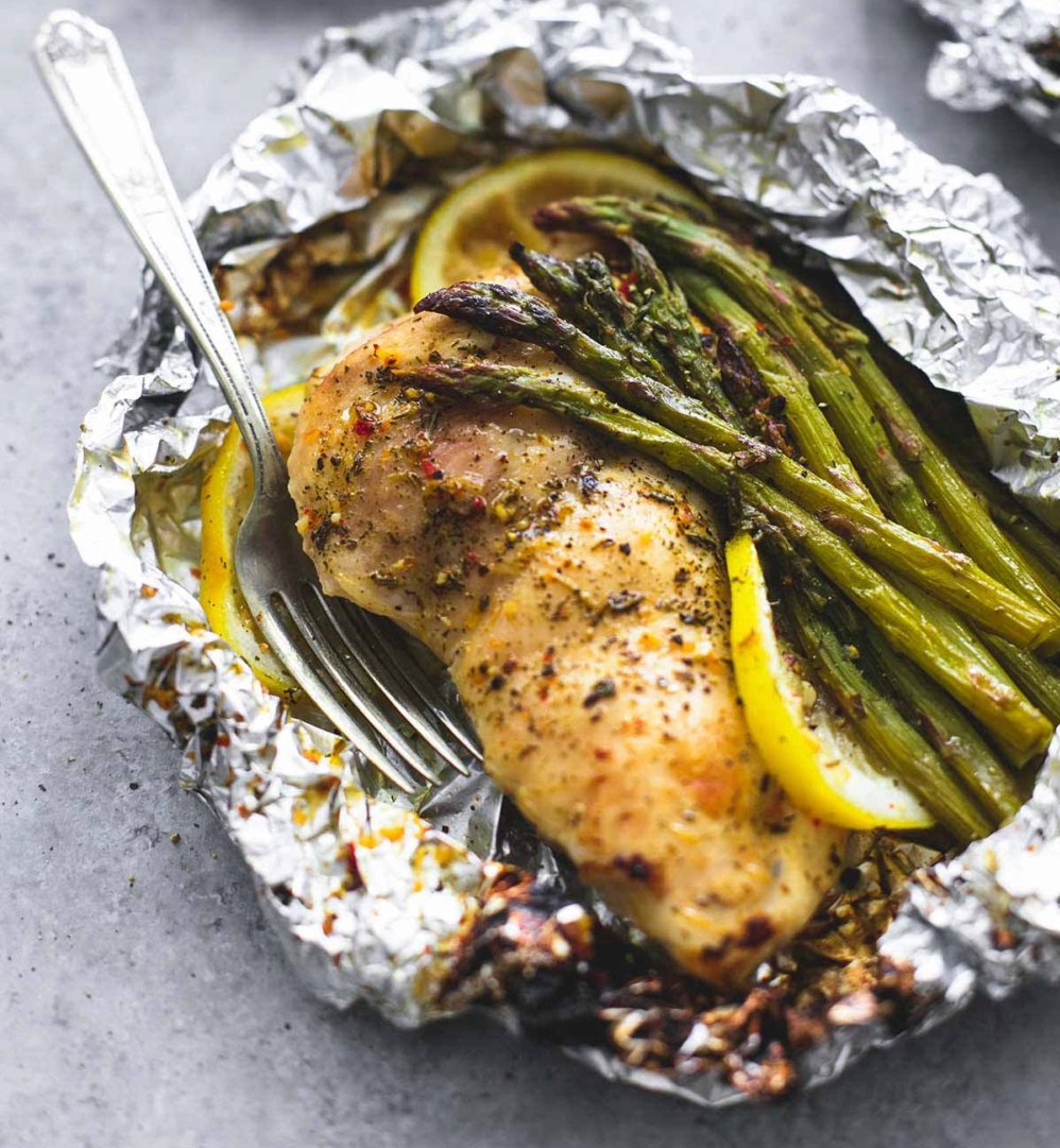 Easy Lemon Pepper Chicken Foil Packets with Asparagus