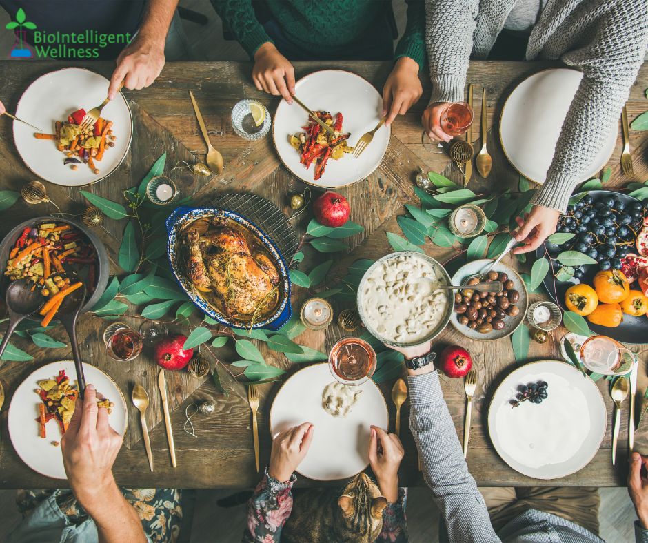 12 Practical Tips to Survive the Holidays While Dieting